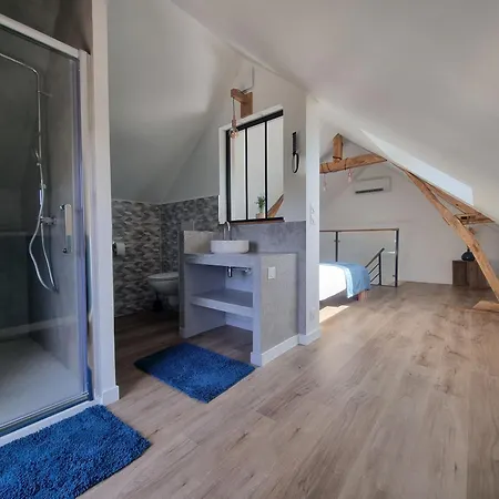 Les Terres De Marie - Le Chene Et Le Hetre * La Haye-en-Lyons