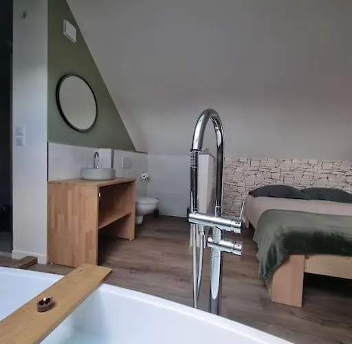 Les Terres De Marie - Le Chene Et Le Hetre